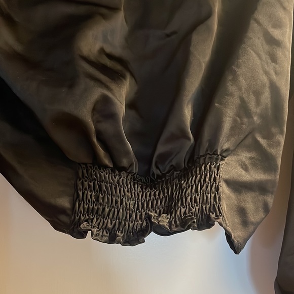 Zara black Xs long sleeve long front crop top nwot - Picture 4 of 4